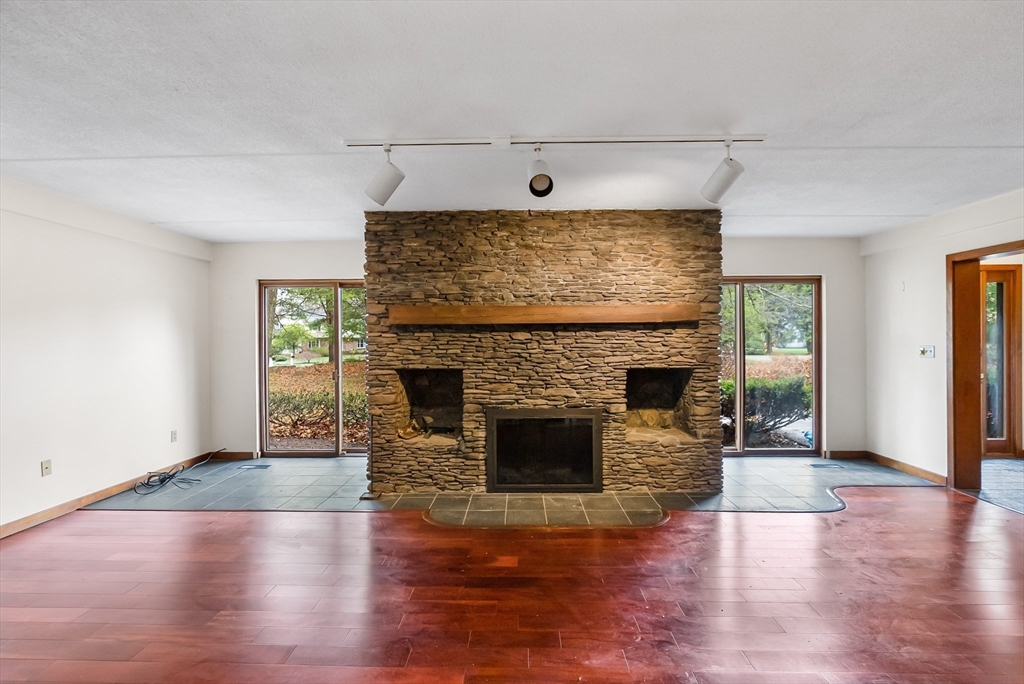 20 Berry Cir