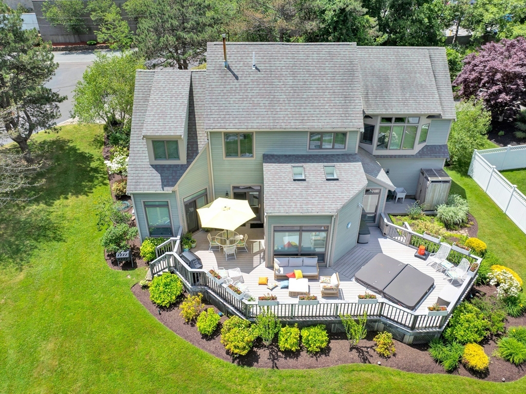 8 Barn Ln