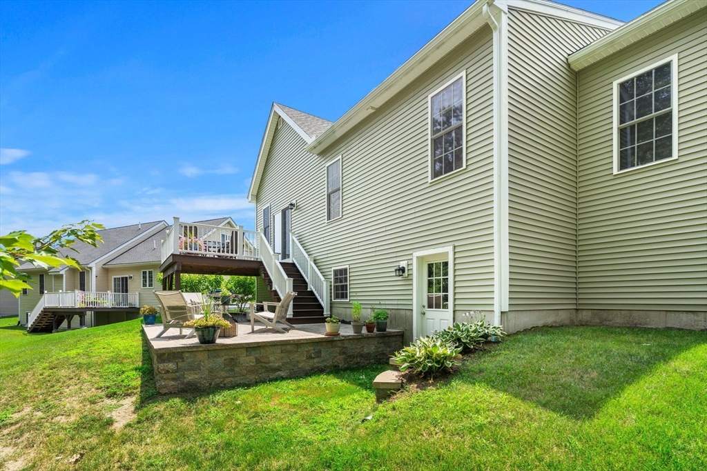 72-D Hummingbird Ln #72D, Groton, MA Photo #30
