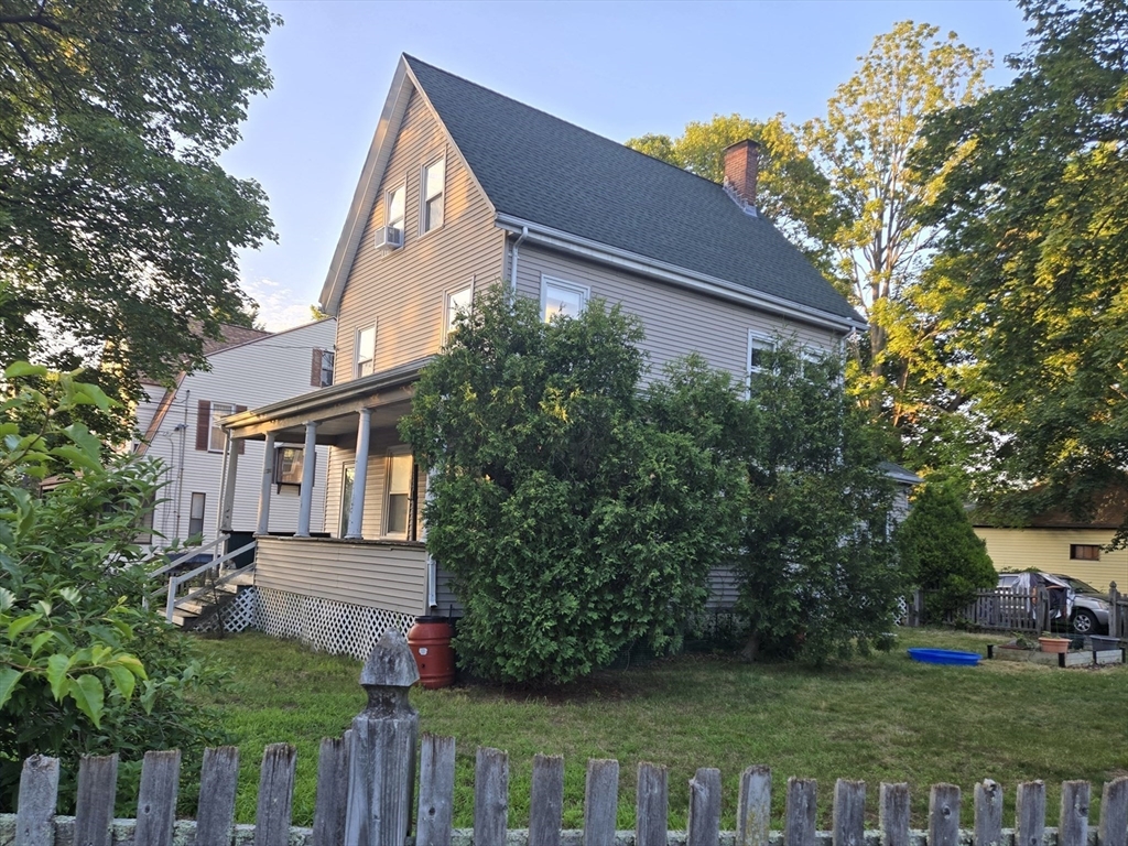 44 Perkins St