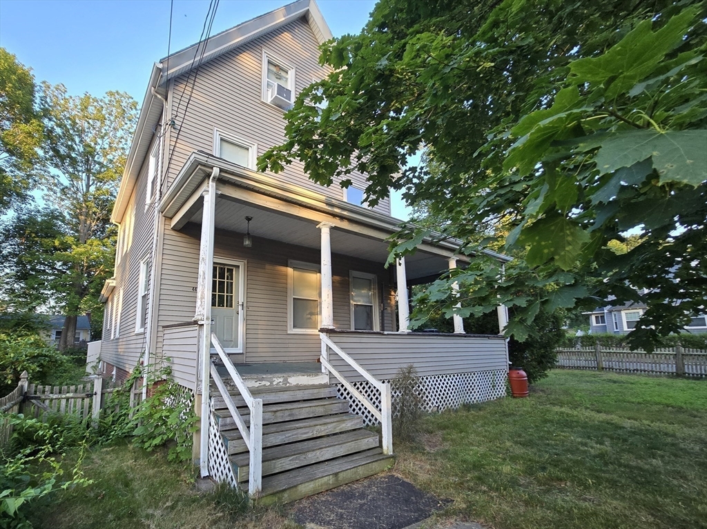 44 Perkins St