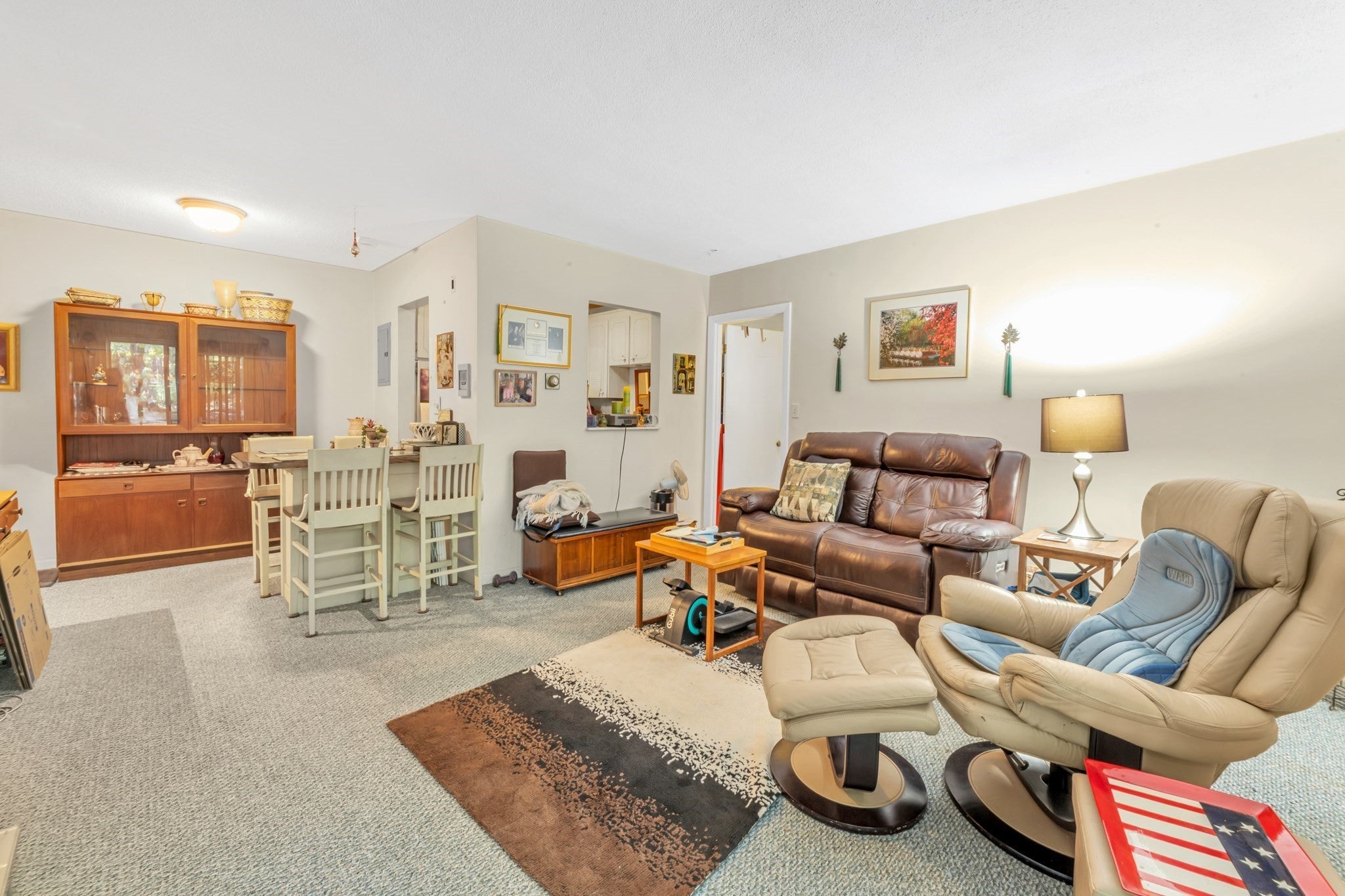 125 Grove St #3, Boston, MA, 125 Grove St #3, Boston, MA Photo #4