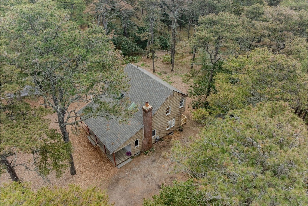 Wellfleet, Massachusetts 02667, United States, 3 Bedrooms Bedrooms, ,2 BathroomsBathrooms,Residential,Active,225607