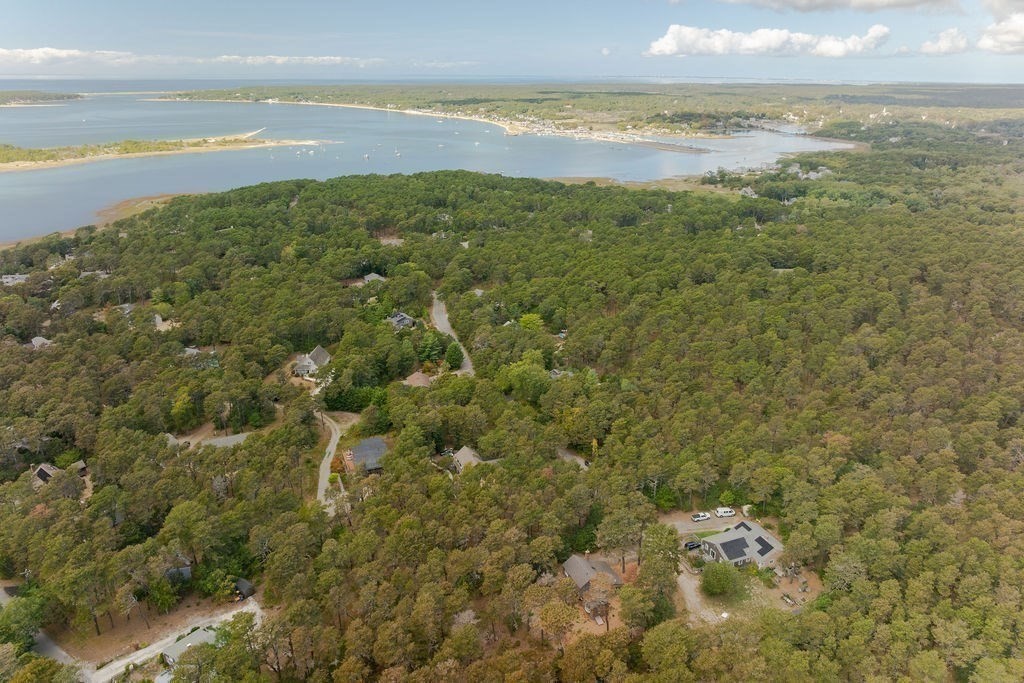 Wellfleet, Massachusetts 02667, United States, 3 Bedrooms Bedrooms, ,2 BathroomsBathrooms,Residential,Active,225607