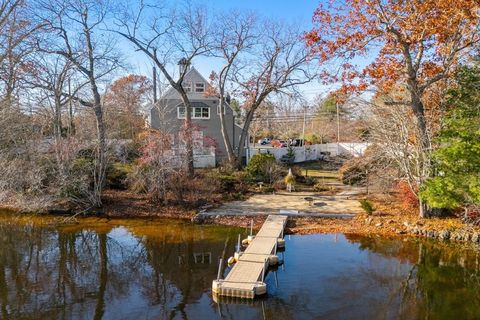 553 Monponsett St Halifax MA 02338