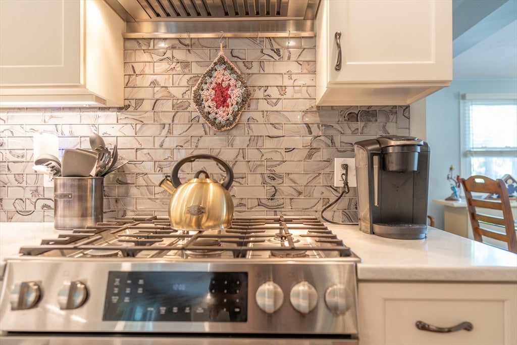 10 Pinehurst Dr, Bourne, MA, 10 Pinehurst Dr, Bourne, MA Photo #9