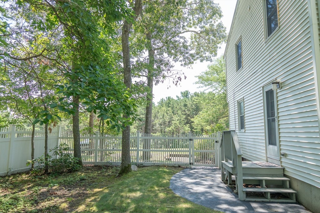 10 Pinehurst Dr, Bourne, MA, 10 Pinehurst Dr, Bourne, MA Photo #30