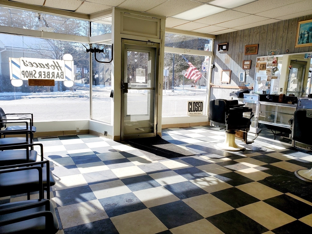 1146-1148 Main St