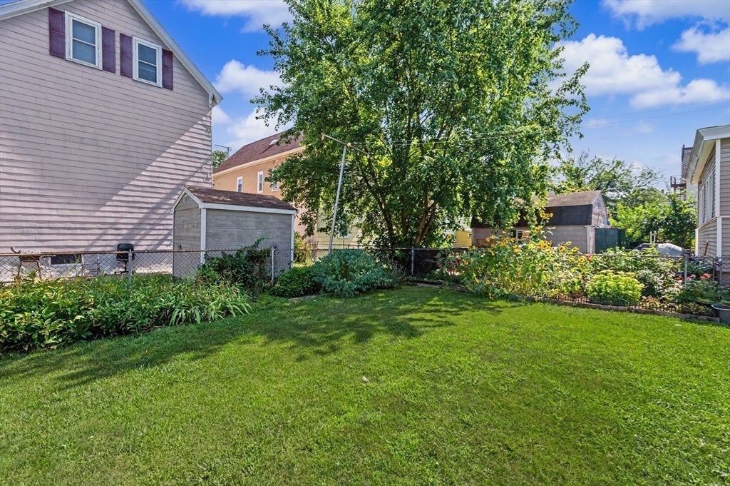 133 Crawford St, Lowell, MA Photo #37