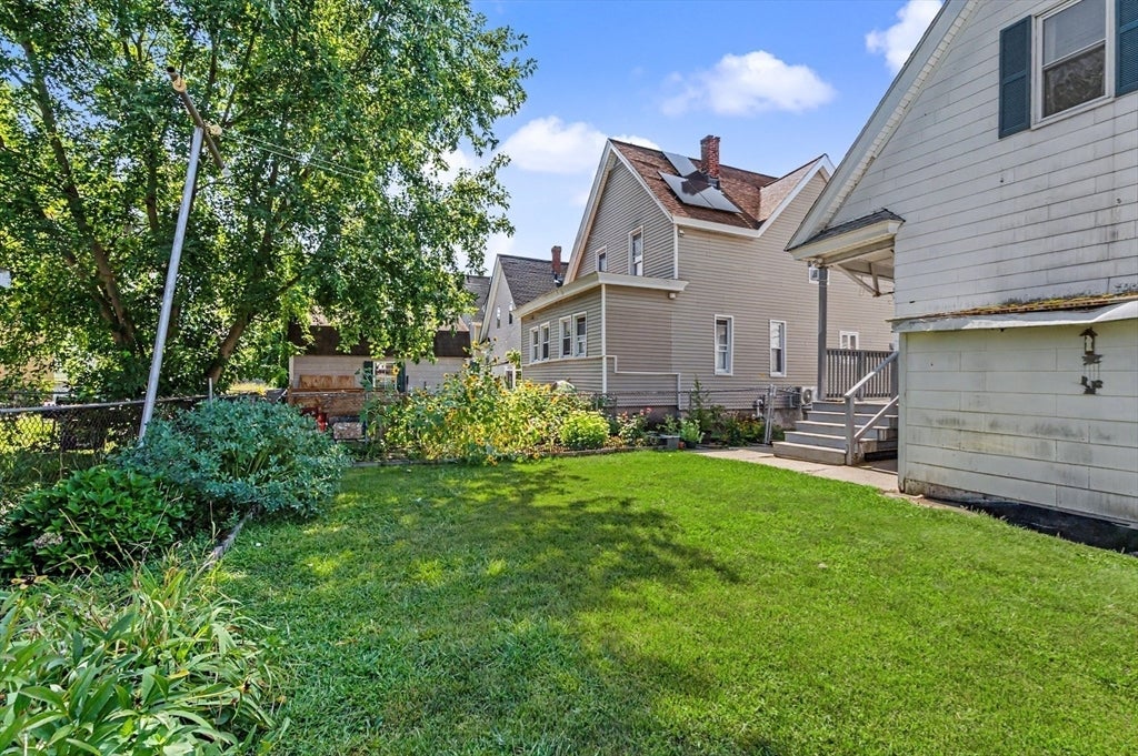 133 Crawford St, Lowell, MA Photo #36