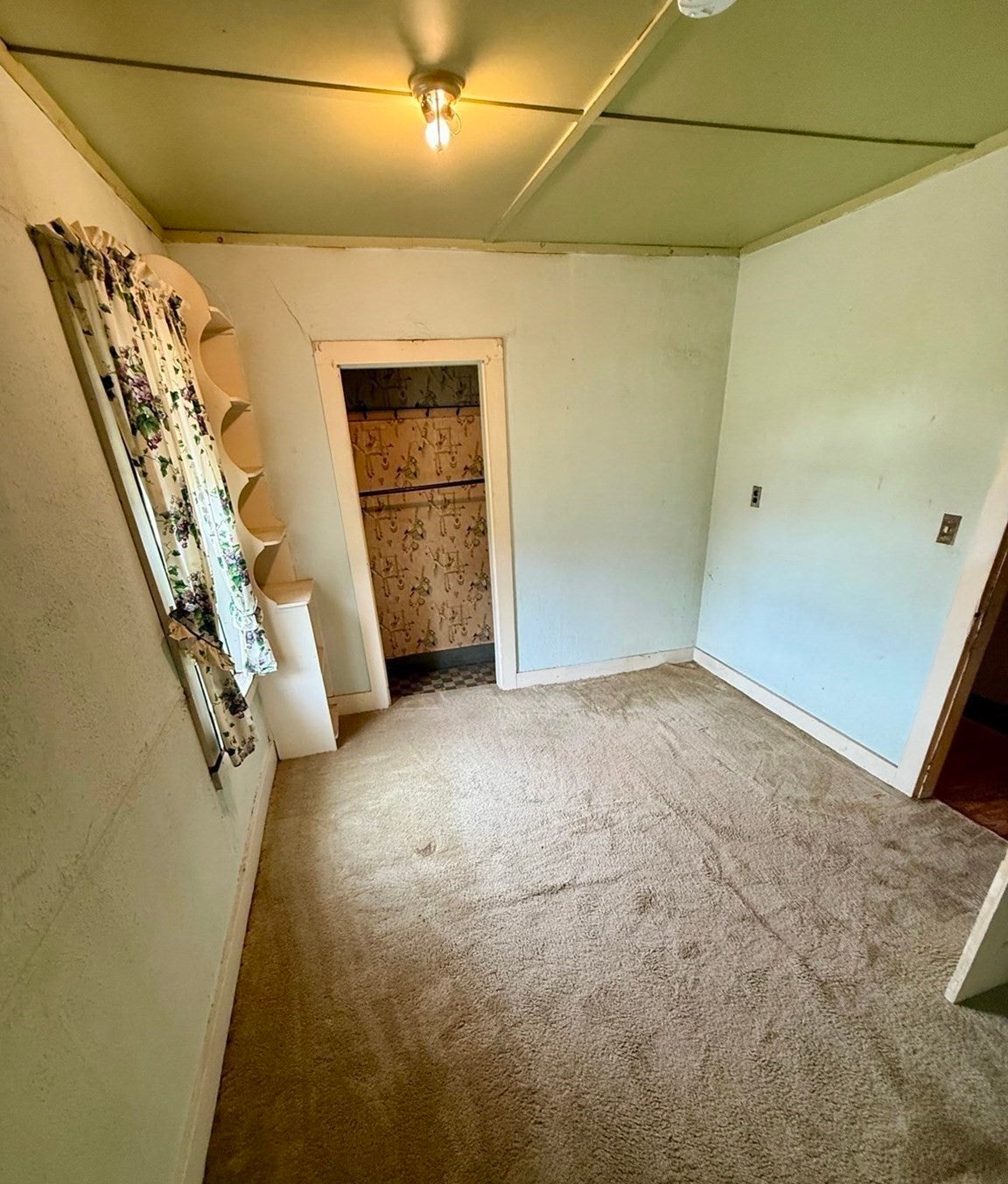 2 Gunn St, Erving, MA, 2 Gunn St, Erving, MA Photo #15