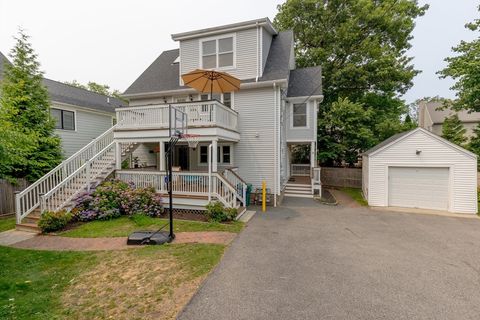 Photo of 28 Beecher Pl #B, Newton, MA 02459 (MLS # 73550540)