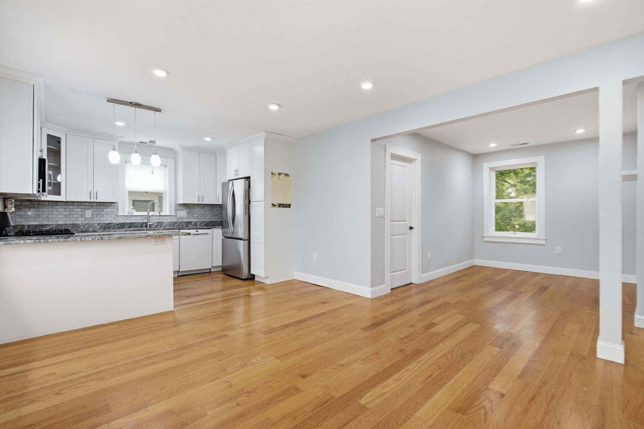 28 Beecher Pl