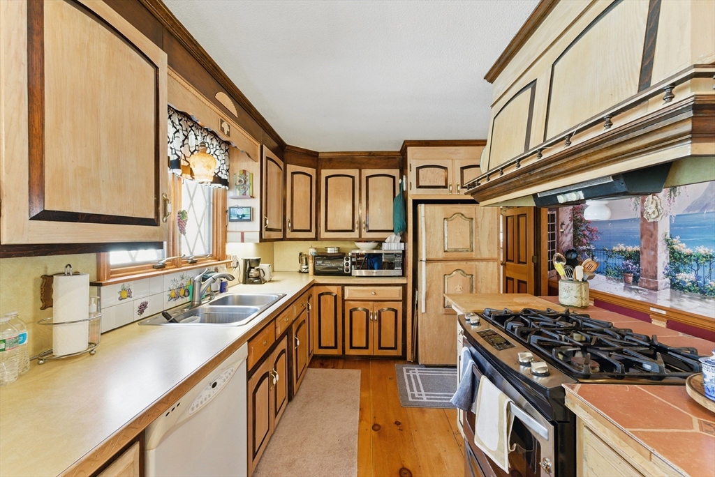 15 Brier Ln