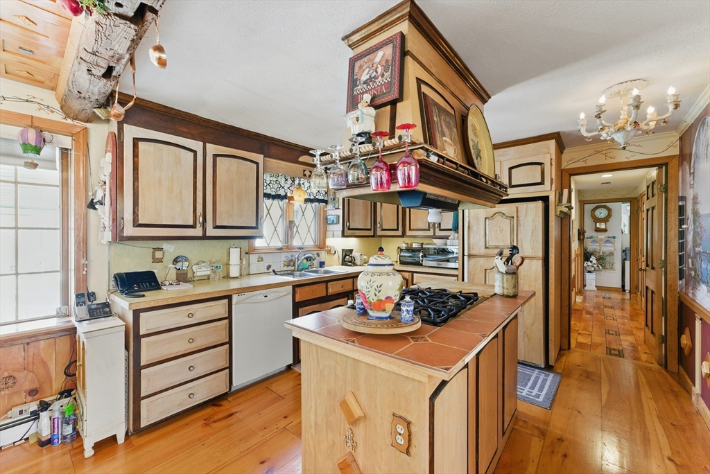15 Brier Ln