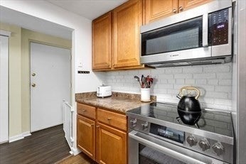 60 Greentree Lane #38, Weymouth, MA, 60 Greentree Lane #38, Weymouth, MA Photo #5