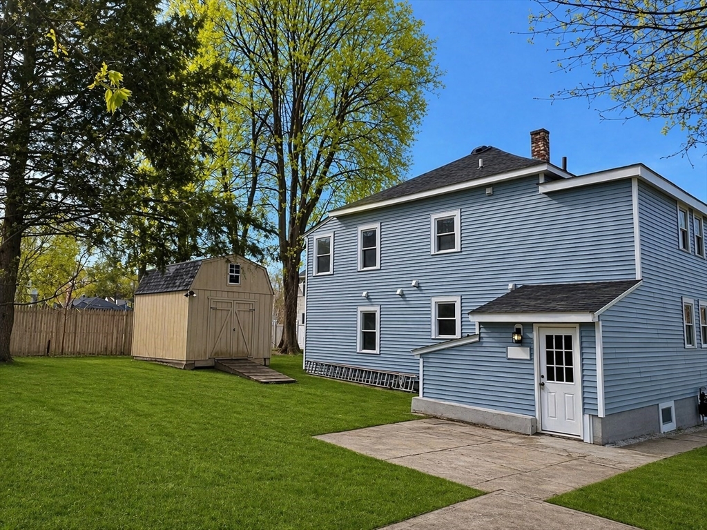 22 Douglas Ave 2