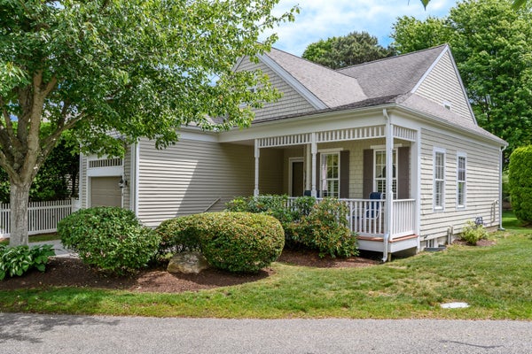6 HOLLYHOCK KNOLL CT APT 6, BUZZARDS BAY, MA 02532 - Image d0d7e2c4117a4fae0060c8d0bac7aa43/4036435873