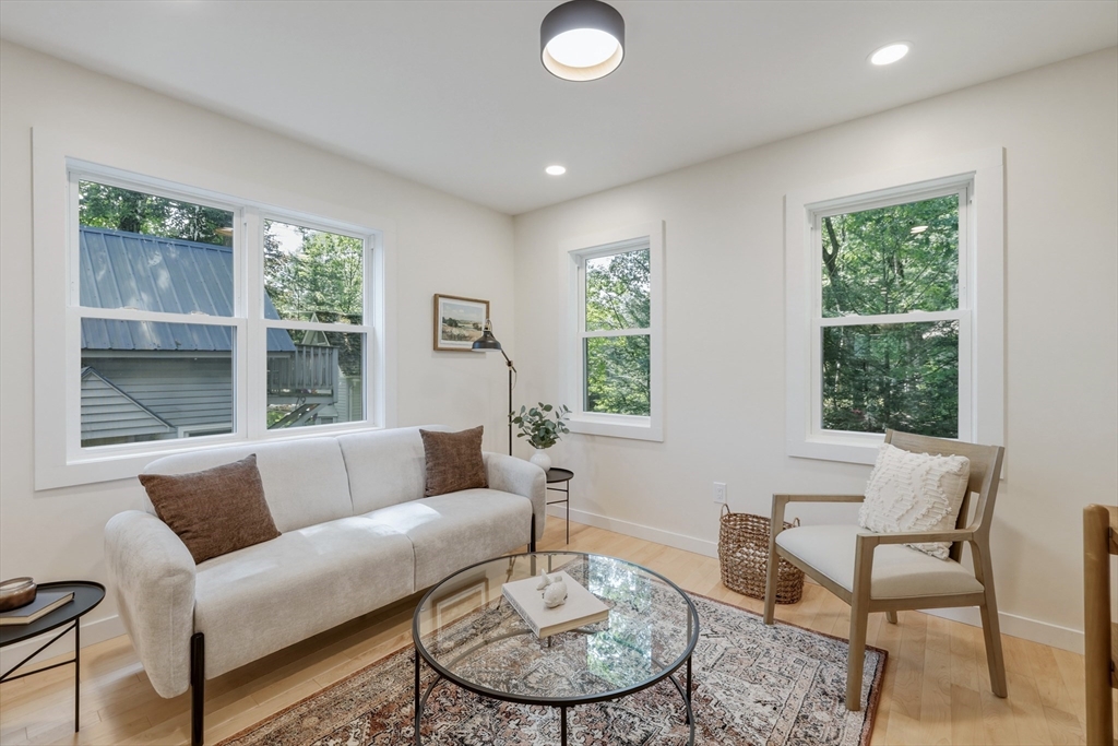 80 Laurel Park 80