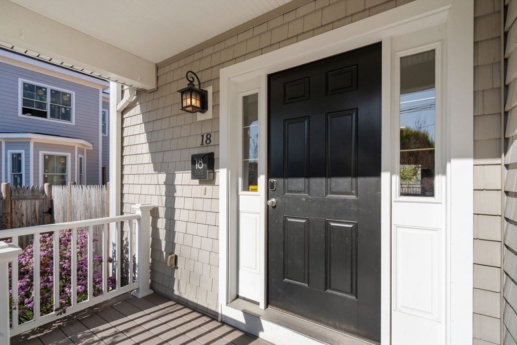 18 Hovey Street 18