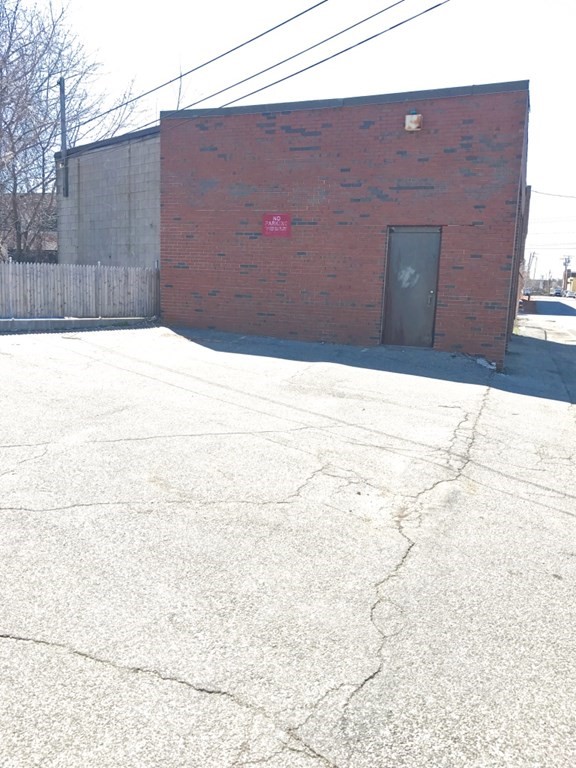 248 Everett Ave