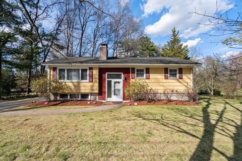 22 Breakneck Hill Road Southborough MA 01772