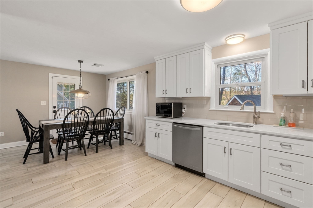 22 Breakneck Hill Road