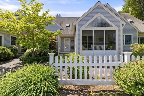 Condominium in Mashpee MA 5 Red Cedar Rd 1.jpg