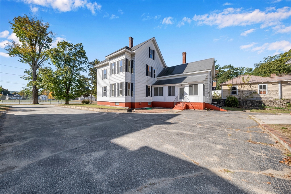 50 Newton St