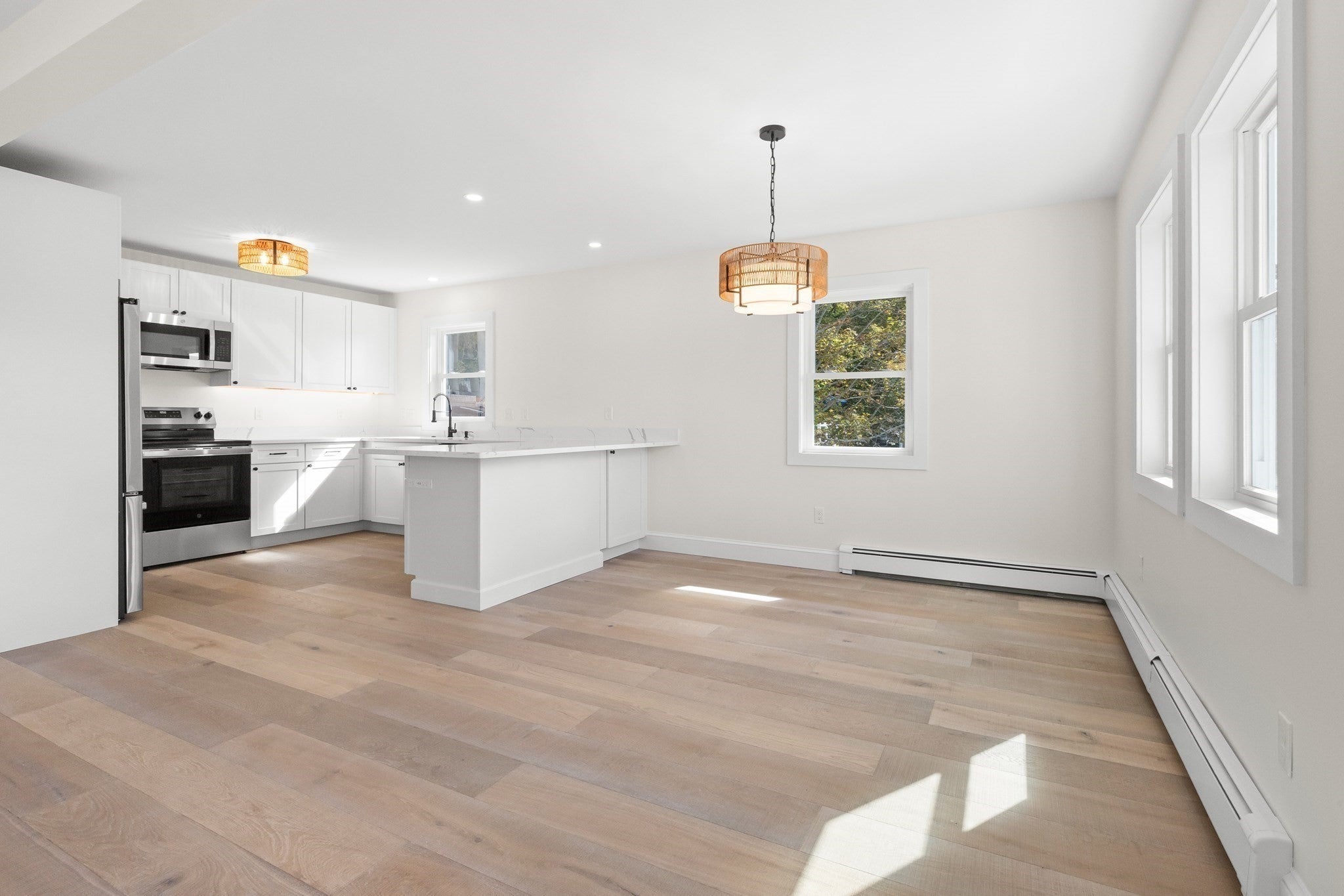 16 Reynard Street #1, Gloucester, MA, 16 Reynard Street #1, Gloucester, MA Photo #6