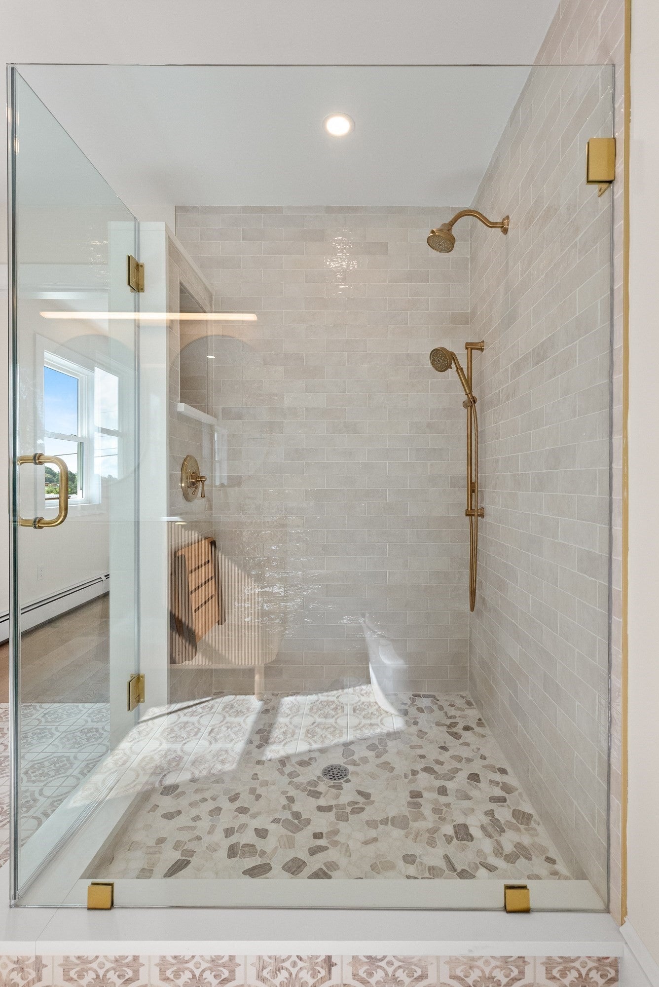 16 Reynard Street #1, Gloucester, MA, 16 Reynard Street #1, Gloucester, MA Photo #2