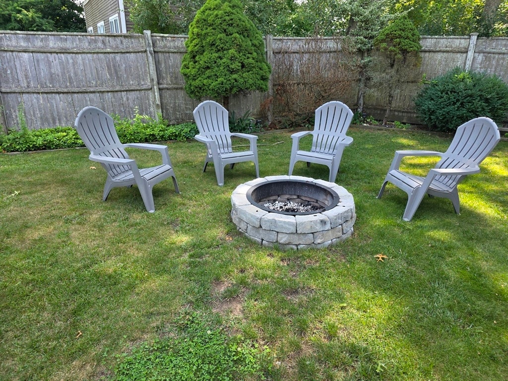 74 Domingos St, Somerset, MA, 74 Domingos St, Somerset, MA Photo #12