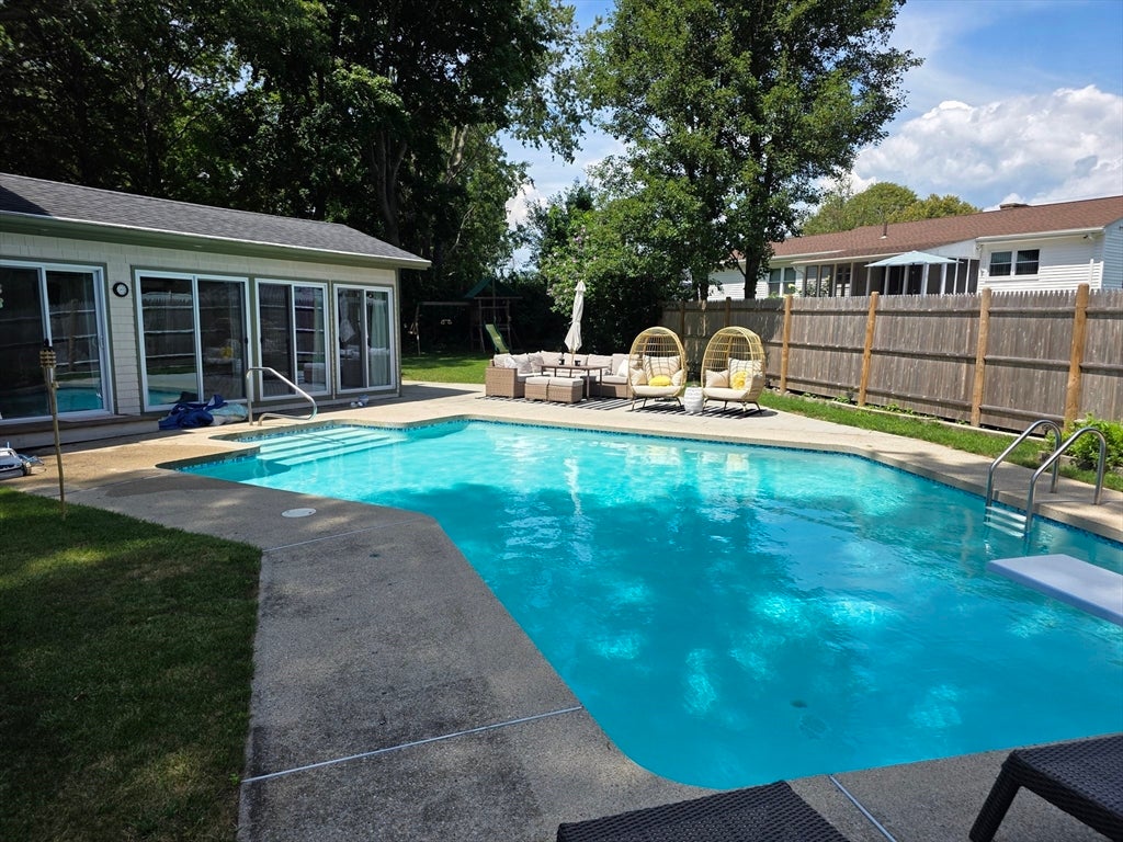 74 Domingos St, Somerset, MA, 74 Domingos St, Somerset, MA Photo #8