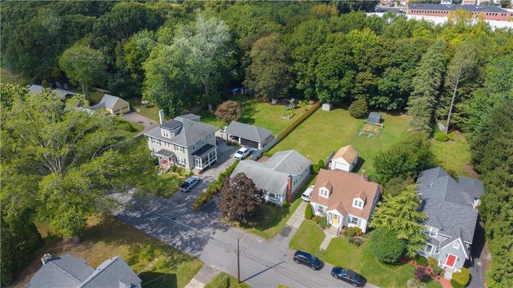 19 Beaumont Street, East Providence, RI Photo #37