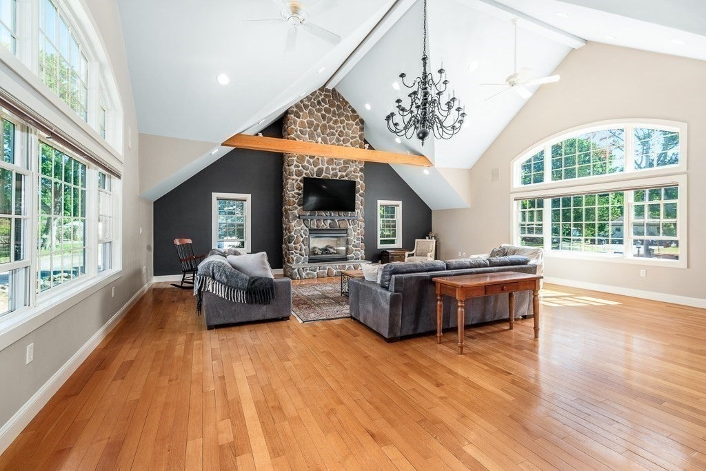 44 Warren St, Georgetown, MA, 44 Warren St, Georgetown, MA Photo #5