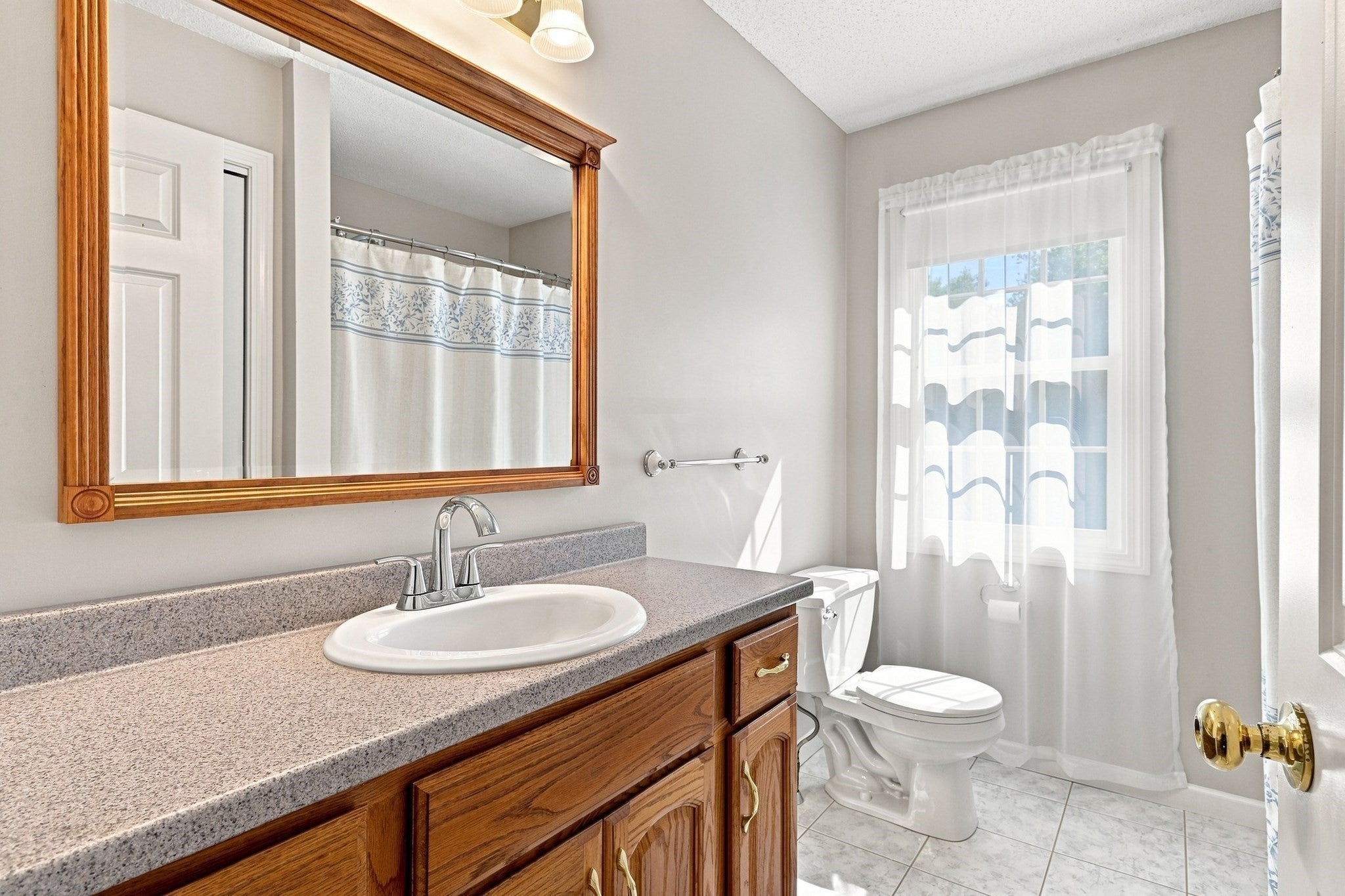 1604 Center St, Ludlow, MA, 1604 Center St, Ludlow, MA Photo #29