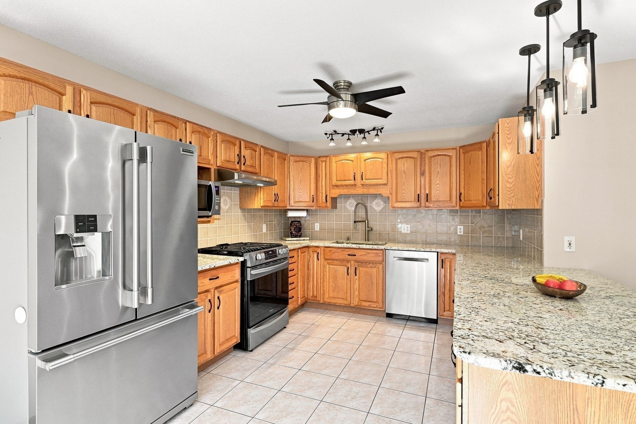 1604 Center St, Ludlow, MA, 1604 Center St, Ludlow, MA Photo #6