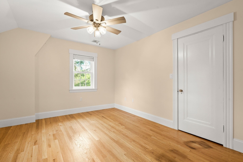 106 Central St, Hingham, MA Photo #25