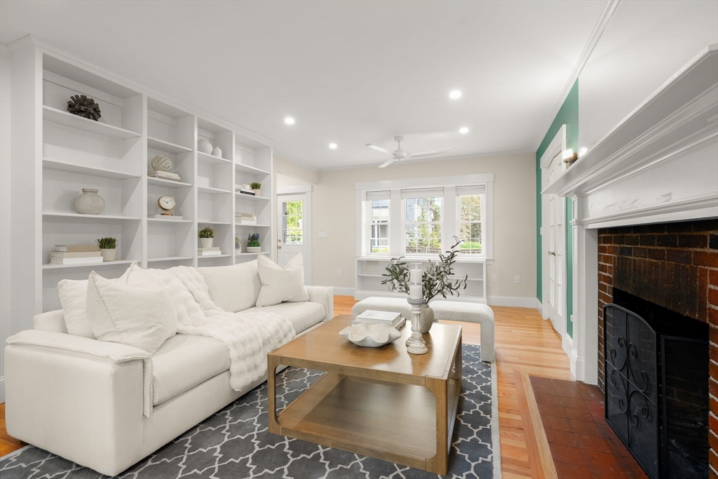 106 Central St, Hingham, MA Photo #6