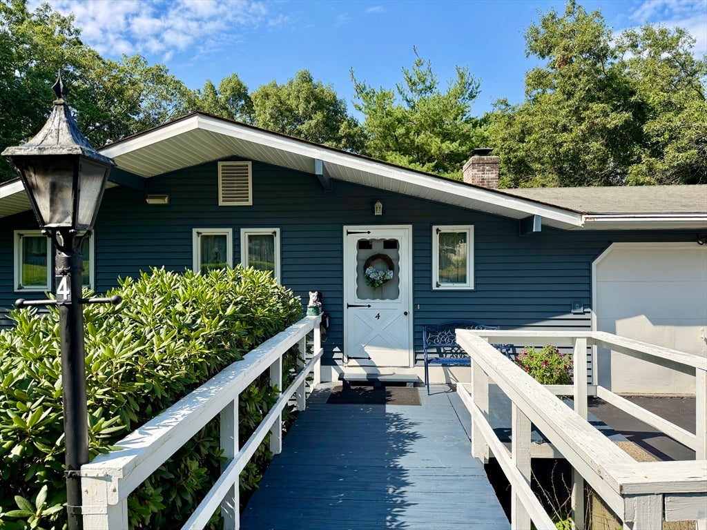 4 Highland Circle, Montague, MA Photo #5