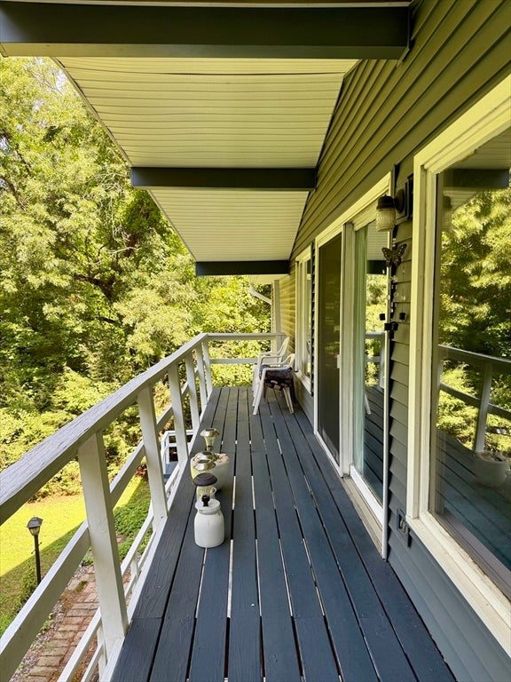 4 Highland Circle, Montague, MA Photo #10