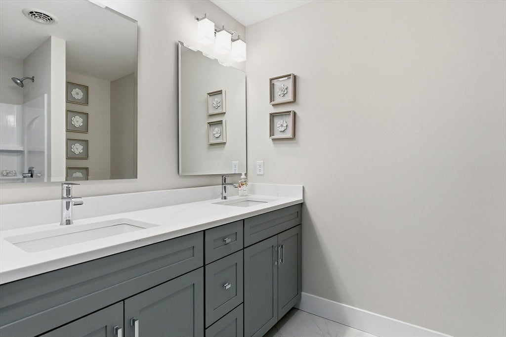 50 Elise Avenue #25, Londonderry, NH, 50 Elise Avenue #25, Londonderry, NH Photo #29