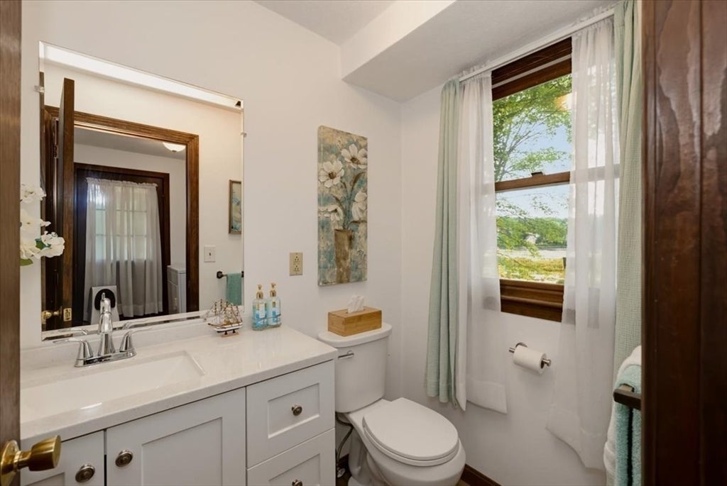 52 Sandy Pond Rd, Ayer, MA, 52 Sandy Pond Rd, Ayer, MA Photo #10