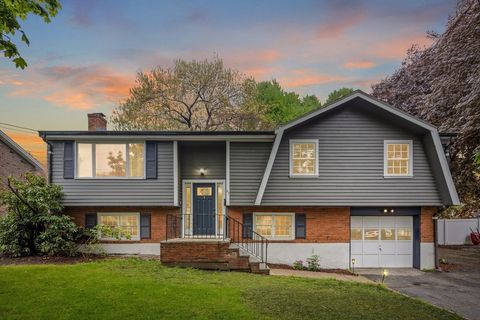 93 Cedar Rd N Medford MA 02155