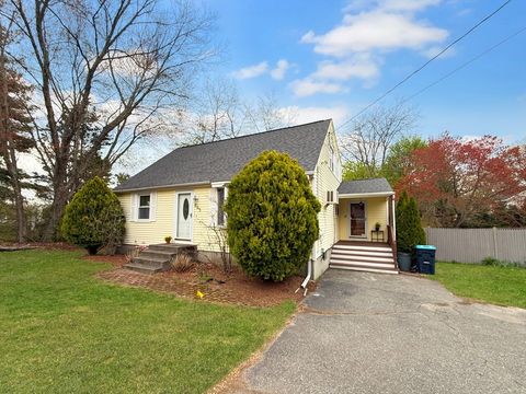 Photo of 565 Lake St, Shrewsbury, MA 01545 (MLS # 73510948)