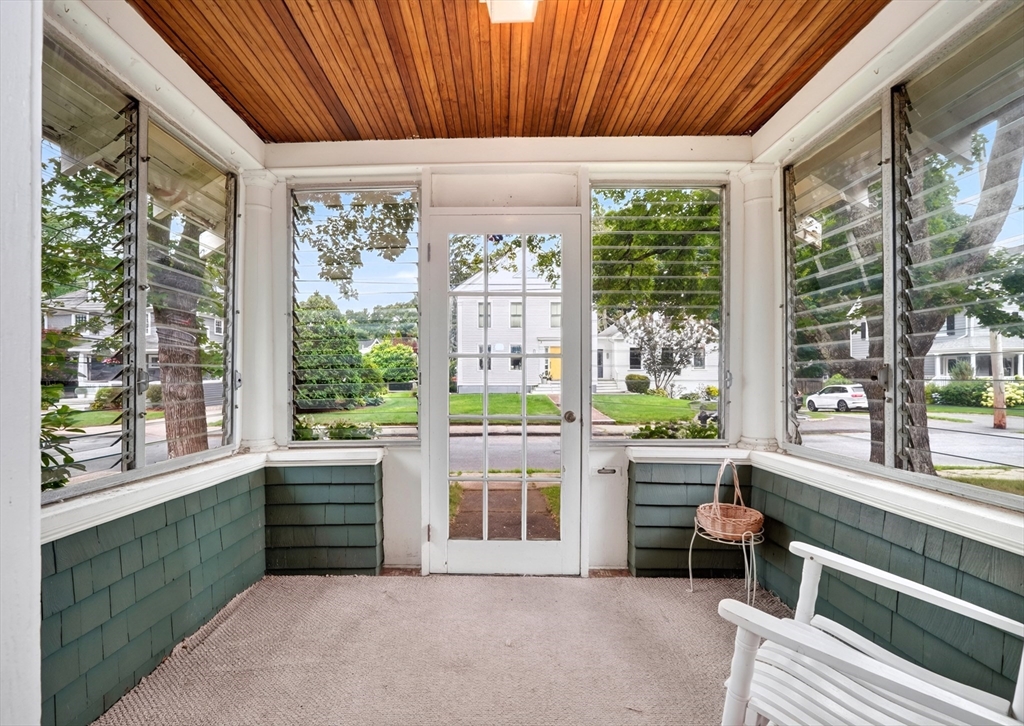 38 Miller St