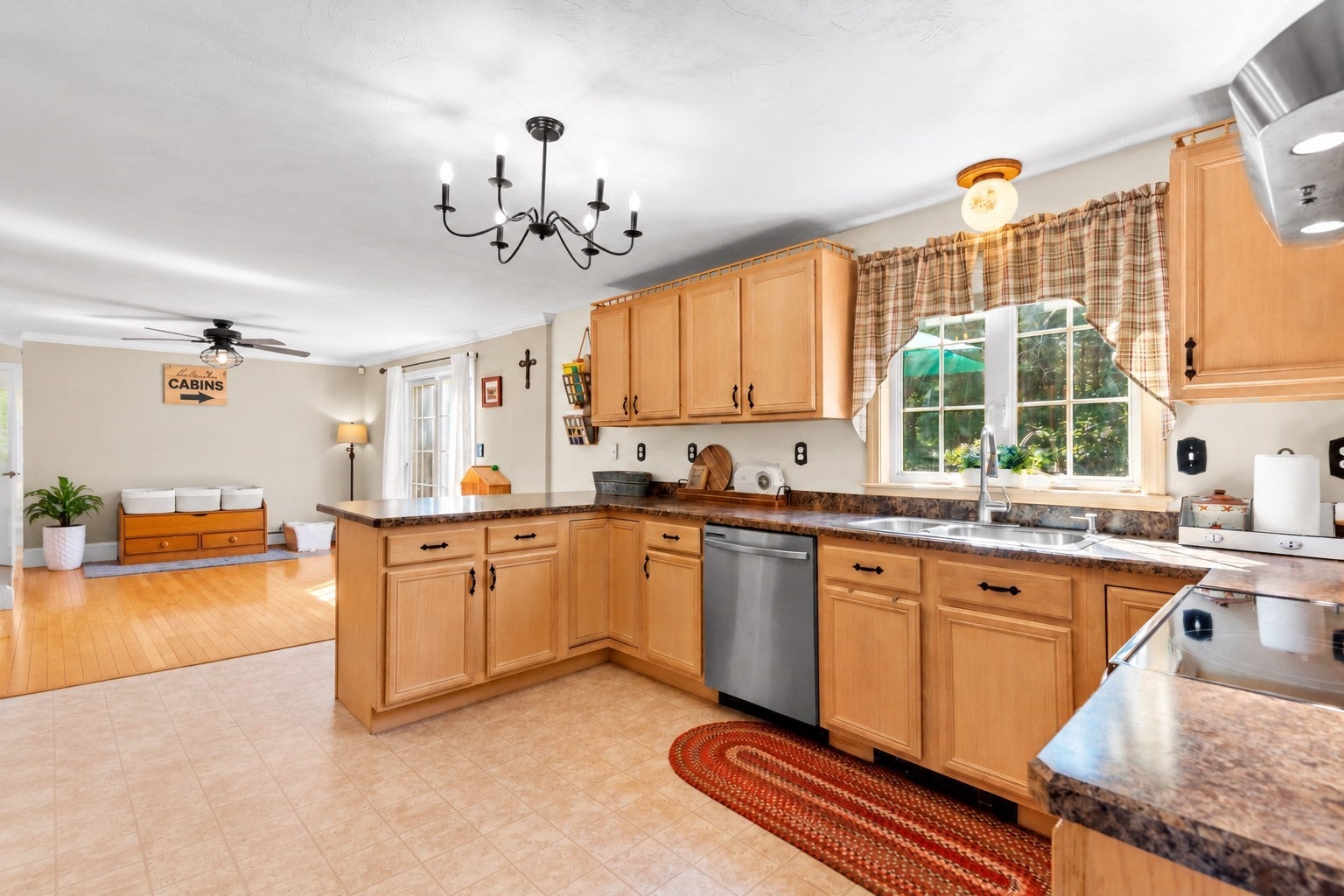 53 Myles Standish Dr, Carver, MA Photo #5