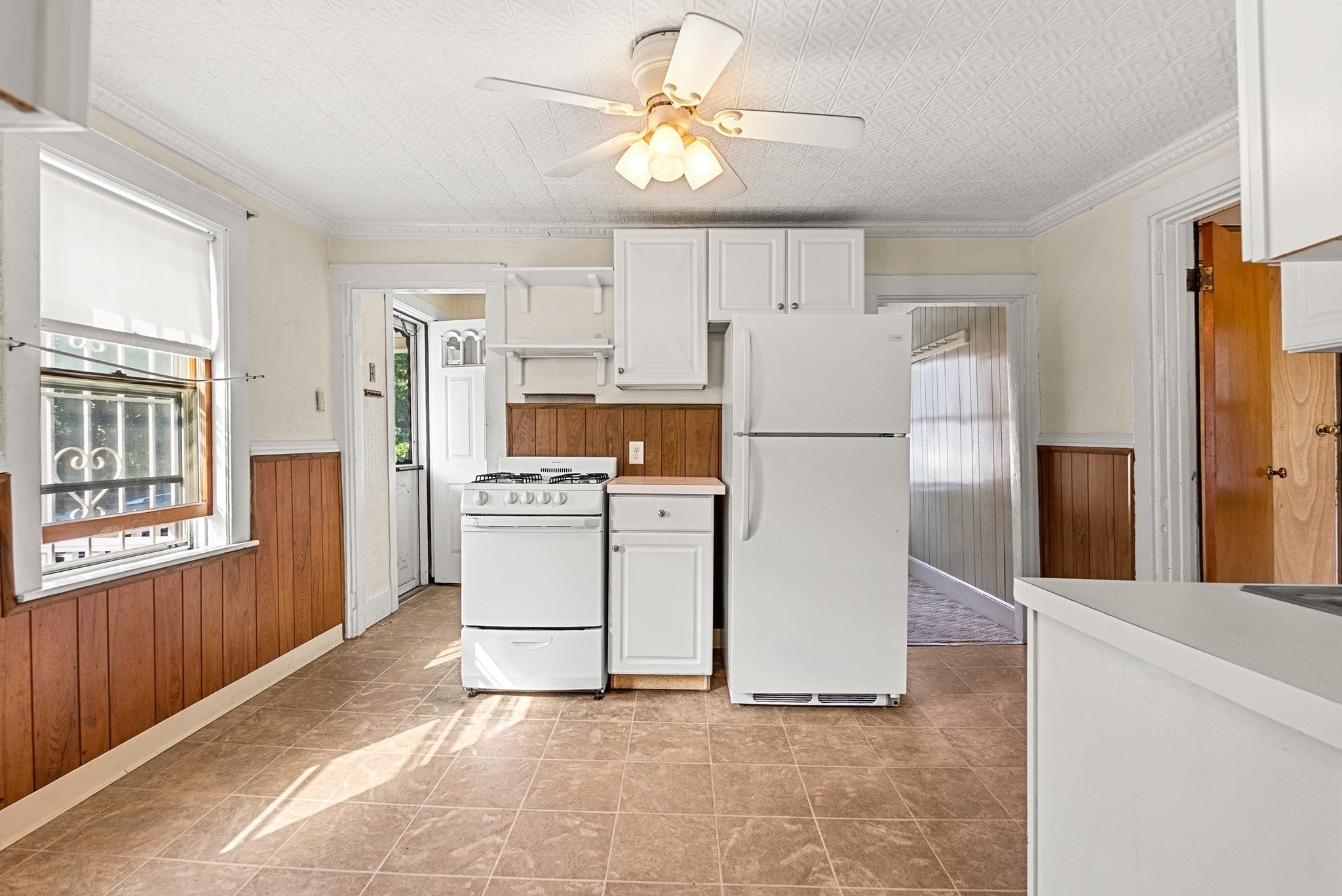 323 Pearl St, Malden, MA, 323 Pearl St, Malden, MA Photo #2