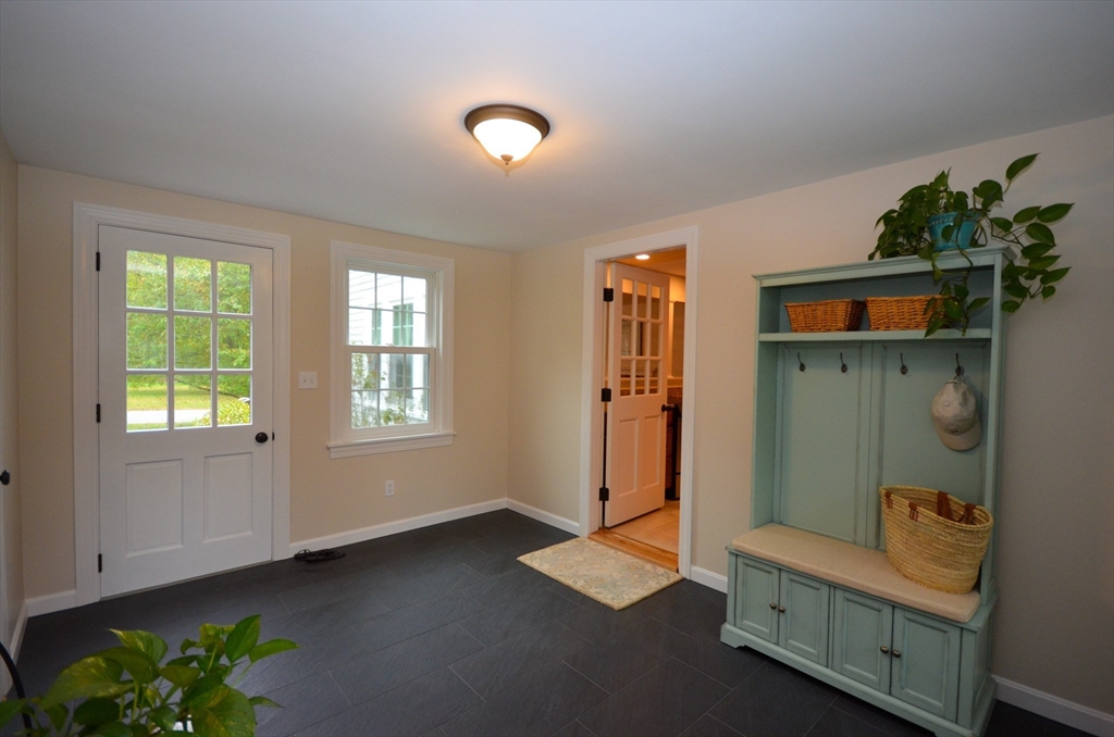 5 Merriam Rd