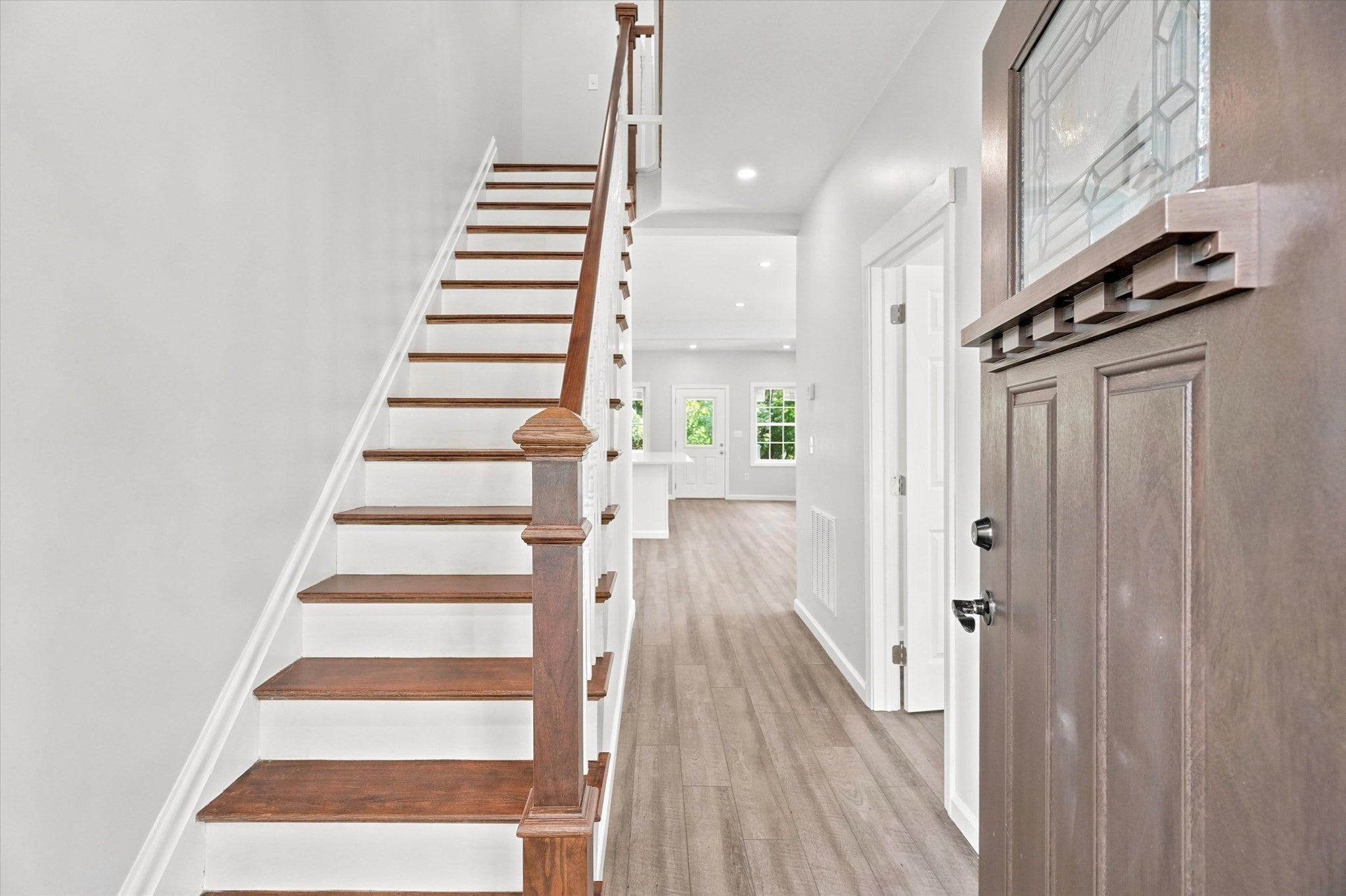 83 Conant St